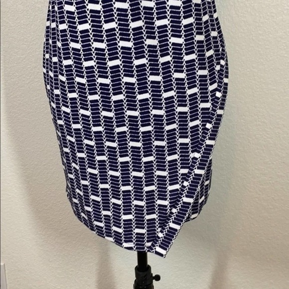 Geometrical Bodycon Asymmetrical Mini Dress NWT - Picture 4 of 6